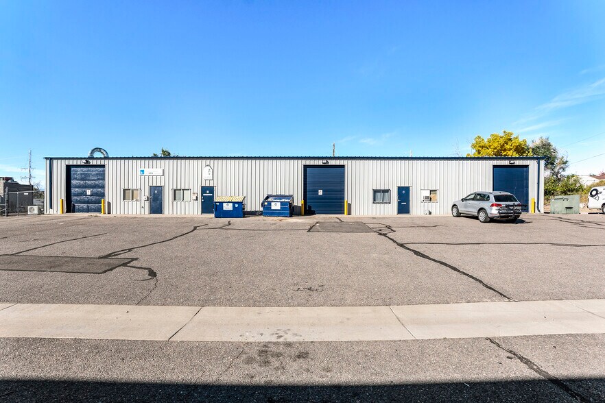 More Photos Of 913 E 75th Ave, Denver Unknown For Lease