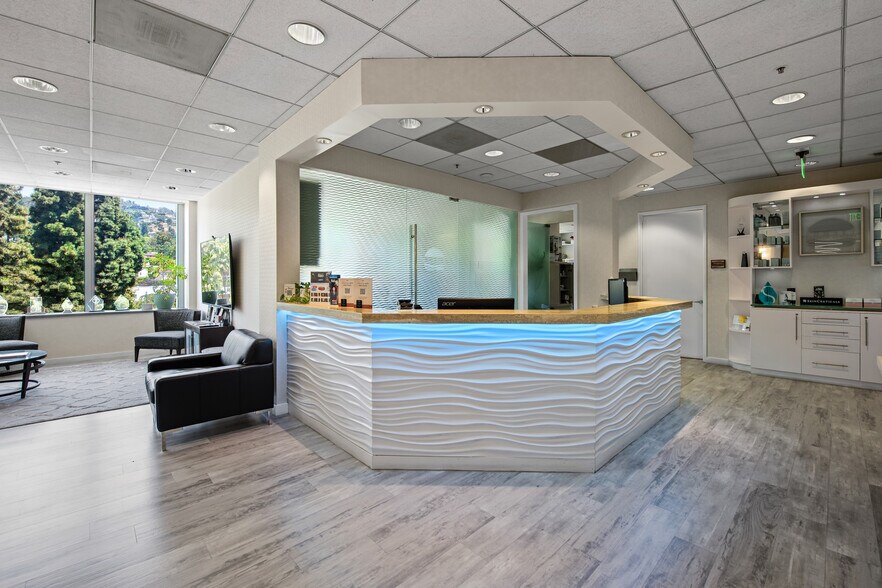 More Photos Of 9201 W Sunset Blvd, West Hollywood Medical For Lease