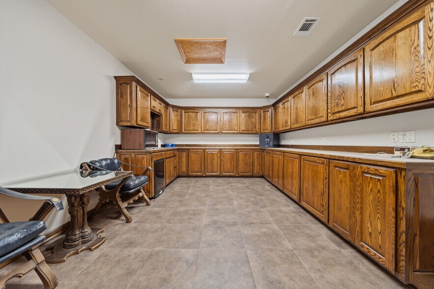 More Photos Of 15288 AR-22, Dardanelle Warehouse For Sale