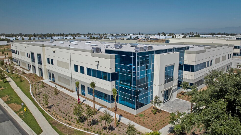 More Photos Of 12551 Telegraph Rd, Santa Fe Springs Unknown For Lease