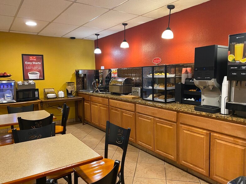 More Photos Of 1614 Antique City Dr, Walnut Hotel For Sale