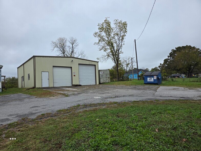 More Photos Of 3300 A Blue Hill Rd, Rogers Industrial For Sale