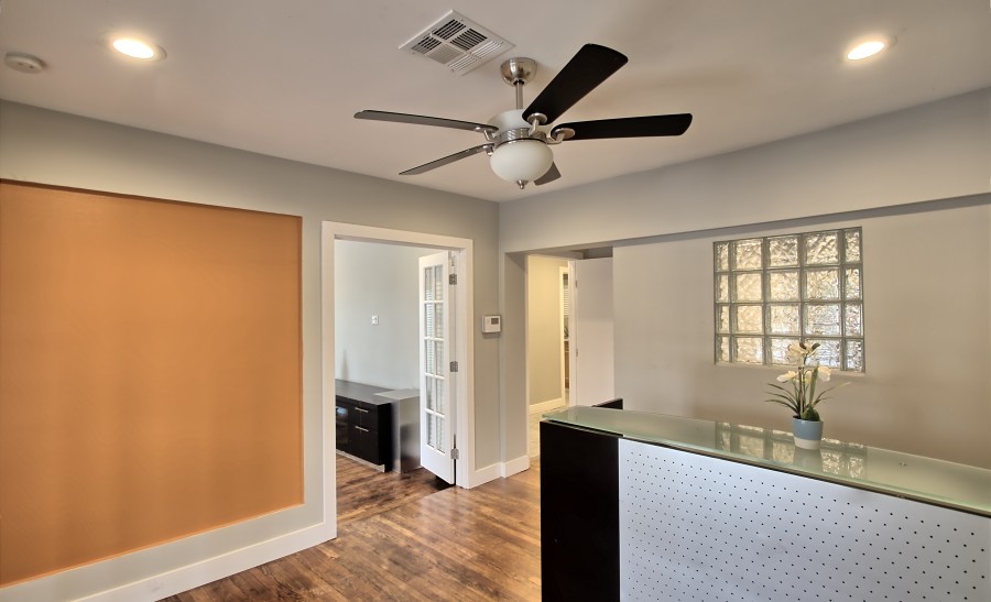 More Photos Of 131 W University Dr, Mesa Office Residential For Lease