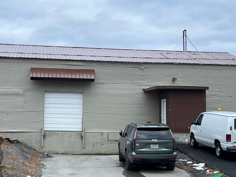 More Photos Of 17 Prospect Ave, Albany Light Distribution For Sale