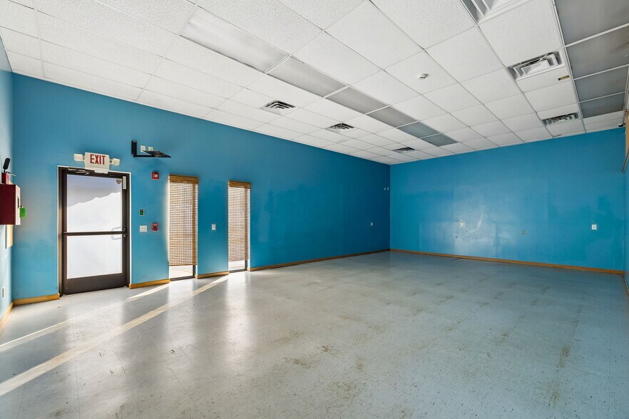 More Photos Of 2400 Highland Ave, Columbia Daycare Center For Sale