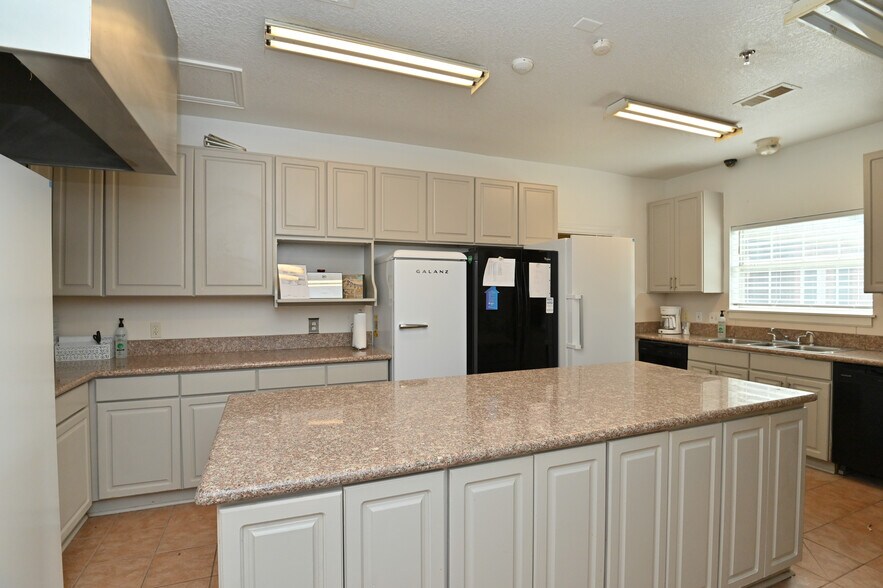 More Photos Of 2021 FM 1092 Rd, Missouri City Assisted Living For Sale