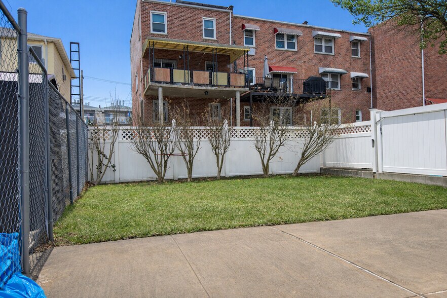 More Photos Of 536 Throggs Neck Expy, Bronx Multifamily For Sale