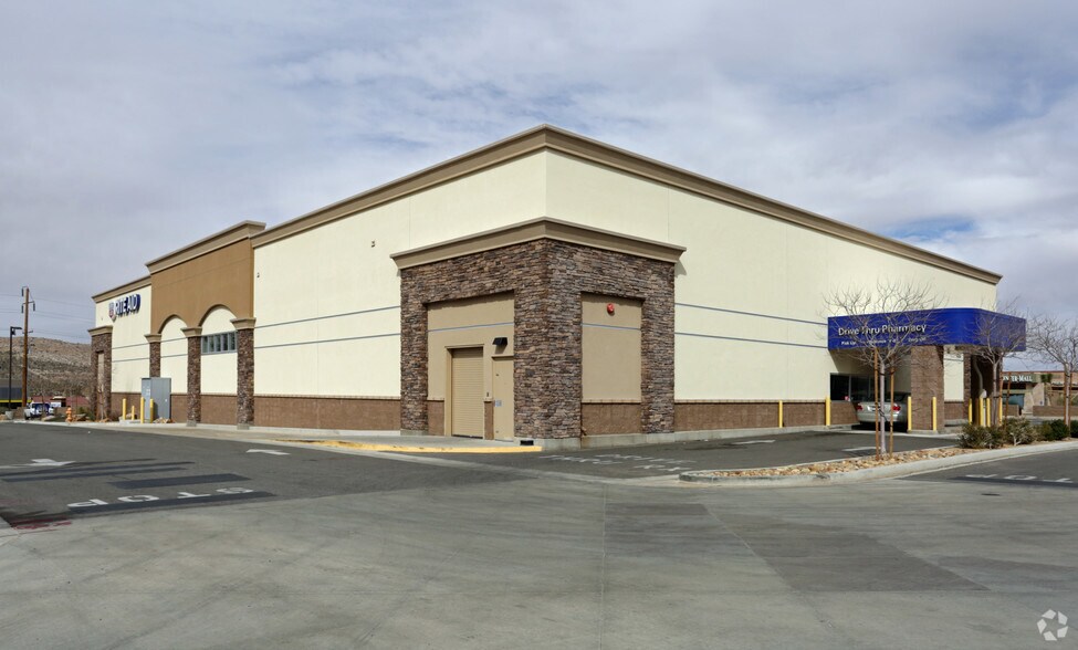 More Photos Of 57701 29 Palms Hwy, Yucca Valley Drugstore For Sale