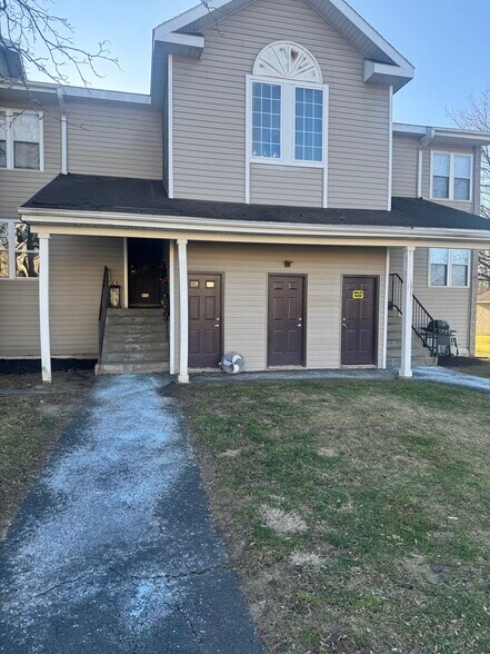 More Photos Of Capital Woods, Albany Apartments For Sale