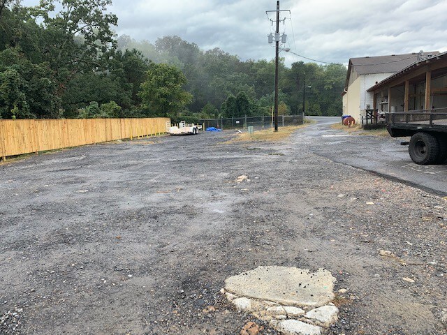 More Photos Of 2101 Rockmart Hwy, Rome Manufacturing For Sale