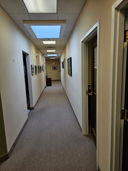 More Photos Of 6946 Post Rd, North Kingstown Medical For Lease