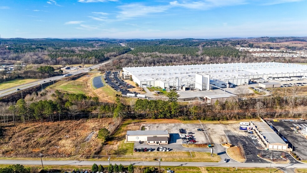 More Photos Of 93 Old Dixie Hwy, Adairsville Showroom For Lease