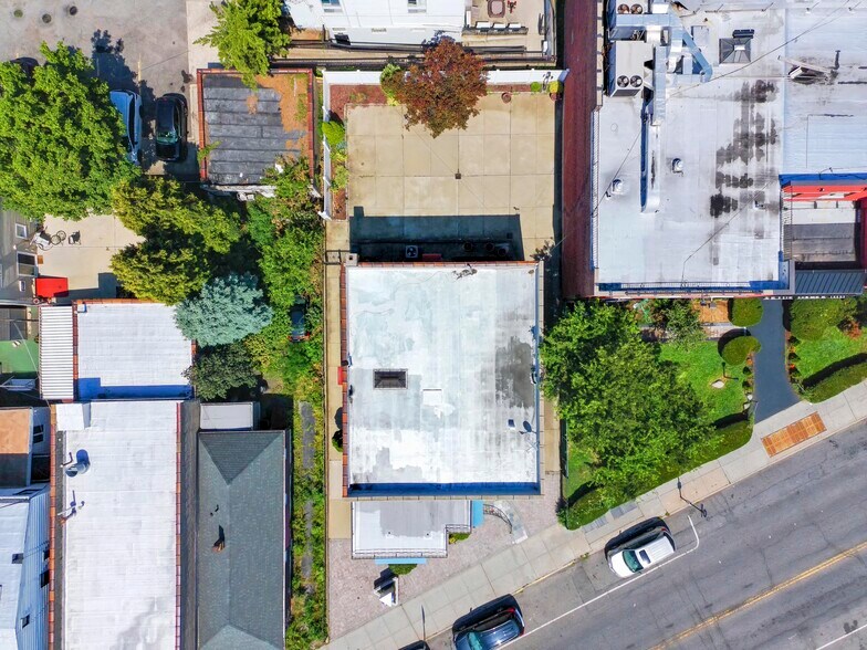 More Photos Of 72-41 Grand Ave, Flushing Medical For Lease