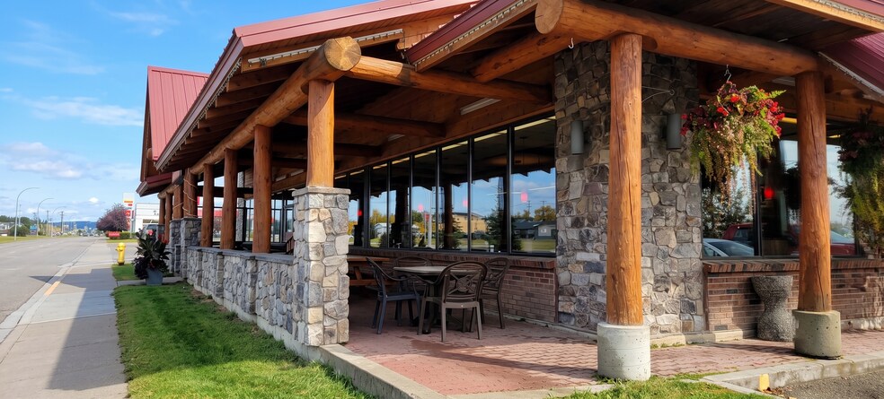 More Photos Of 414 Carmichael Ln, Hinton Restaurant For Sale