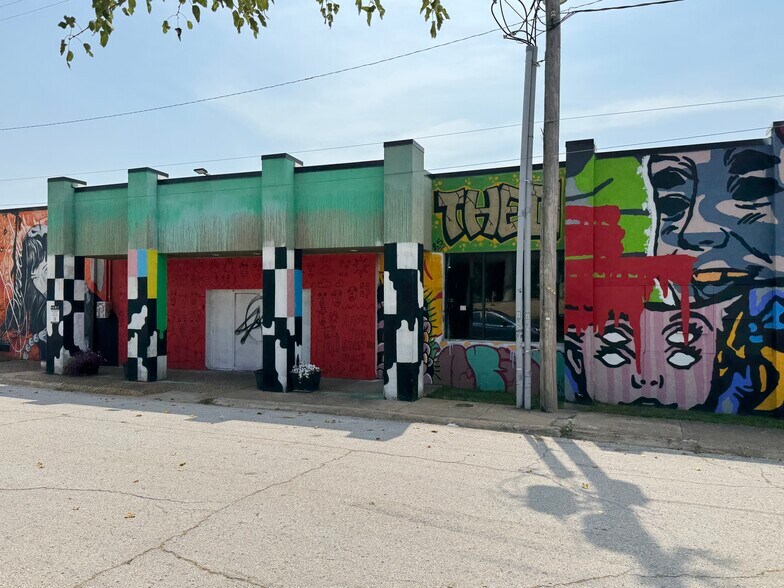 More Photos Of 800-816 E 1st St, Tulsa Flex For Lease