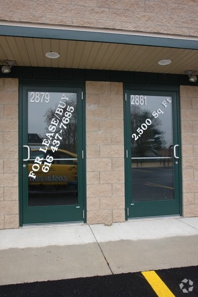More Photos Of 2879-2893 Sanford Ave SW, Grandville Warehouse For Lease