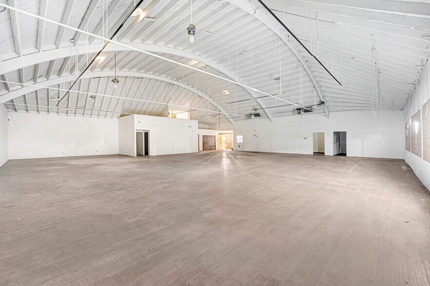 More Photos Of 3472 S Centinela Ave, Los Angeles Freestanding For Sale
