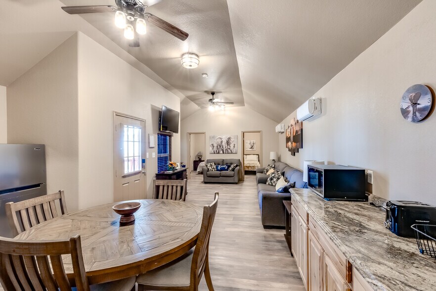 More Photos Of 200 King Ranch Rd, Gatesville Specialty For Sale