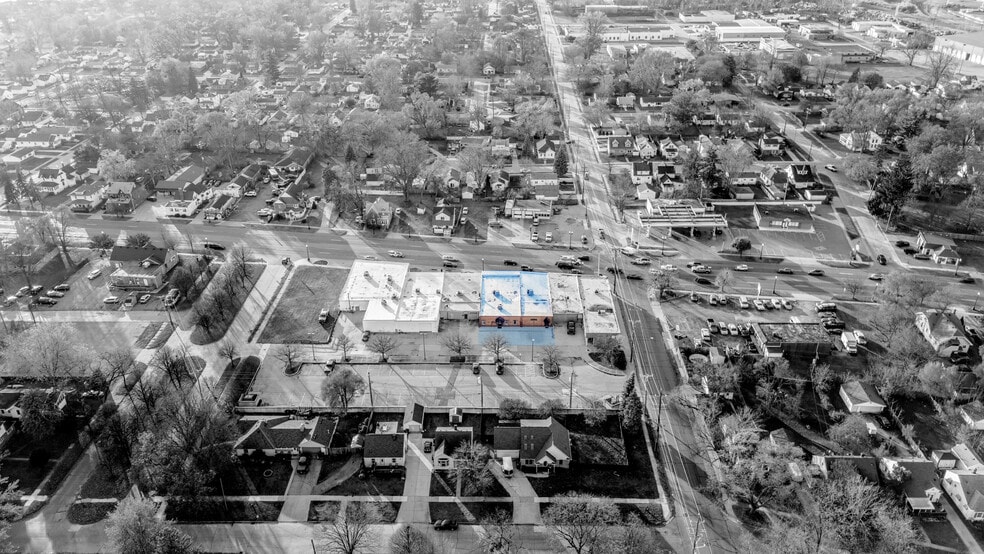 More Photos Of 4615-4621 S Wayne Rd, Wayne Storefront For Sale