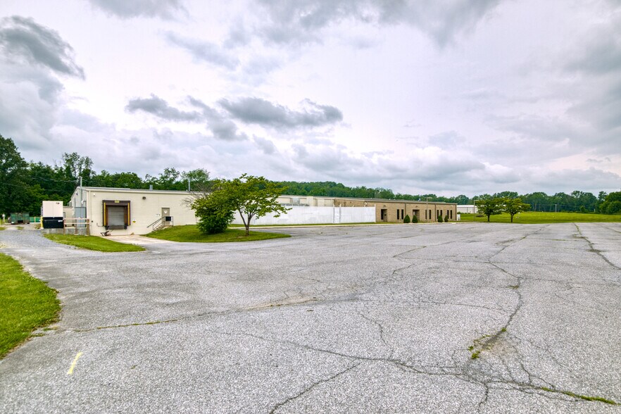 More Photos Of 5190 Dominion Dr, Dublin Warehouse For Sale