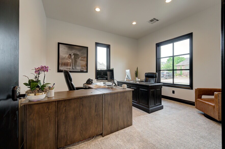 More Photos Of 2917 NW 156th St, Edmond Office Residential For Sale