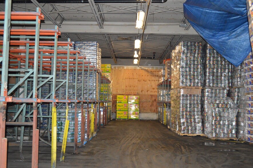 More Photos Of 47-05 Metropolitan Ave, Ridgewood Warehouse For Lease