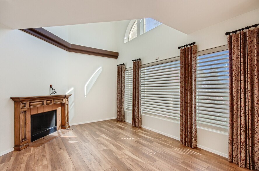 More Photos Of 8805 S 51st St, Phoenix Apartments For Sale