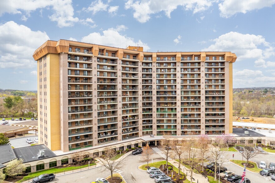 Primary Photo Of 2000 Valley Forge Cir, King Of Prussia Apartments For Sale