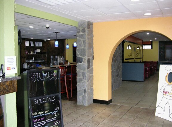 More Photos Of 694 J Clyde Morris Blvd, Newport News Restaurant For Sale