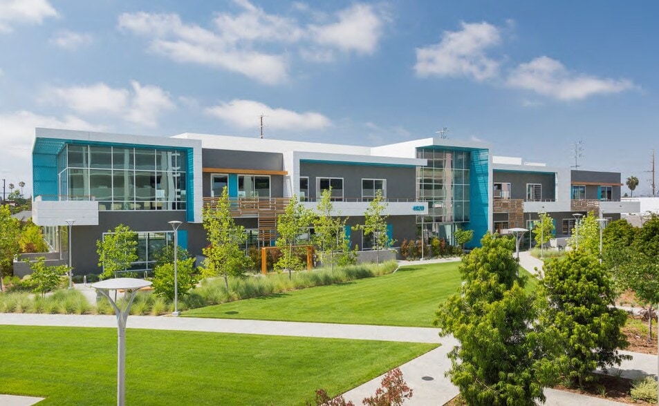 More Photos Of 4800 Alla Rd, Los Angeles Coworking Space