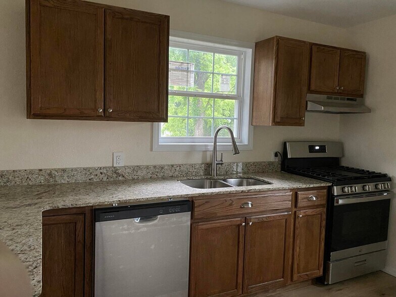 More Photos Of 9 Elizabeth st, Dover Flex For Sale