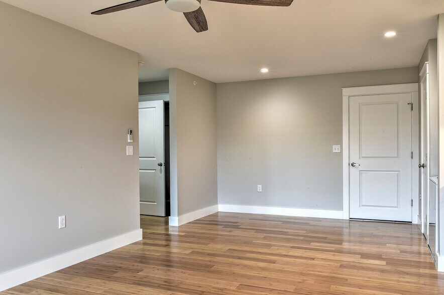 More Photos Of ,  Unknown For Sale