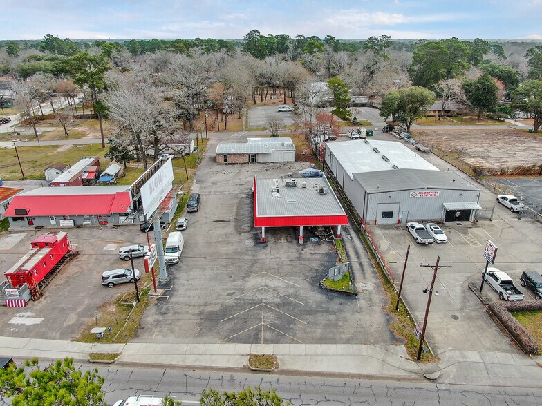More Photos Of 1612 N Frazier St, Conroe Fast Food For Lease
