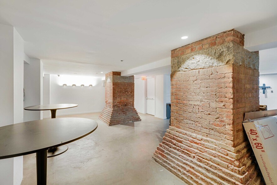 More Photos Of 14 Wooster St, New York Apartments For Sale