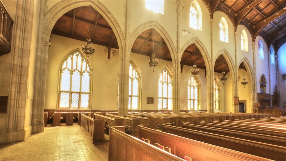 More Photos Of 520 S Main St, Geneva Religious Facility For Sale