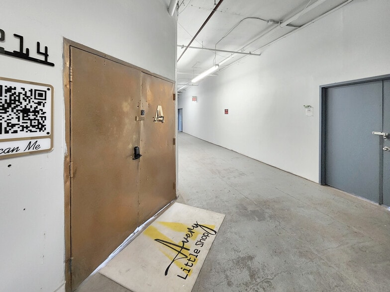 More Photos Of 600 Palisade Ave, Union City Light Distribution For Lease