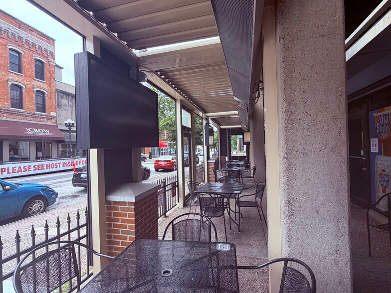 More Photos Of 103 3RD St N, La Crosse Restaurant For Sale