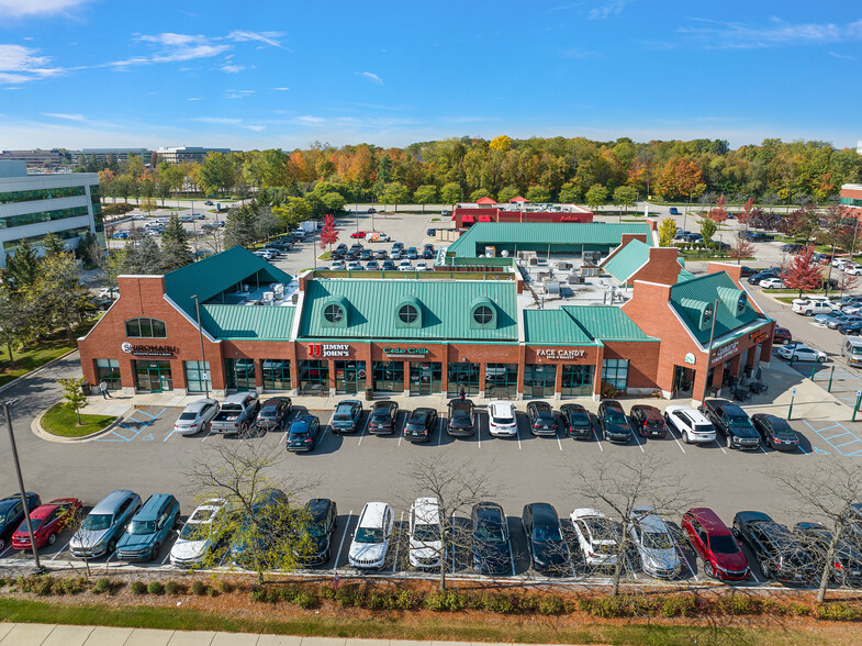 More Photos Of 5365-5407 Crooks Rd, Troy Unknown For Lease