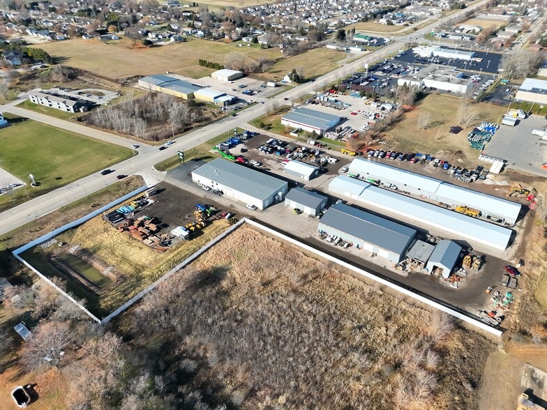 More Photos Of , Oshkosh Unknown For Sale