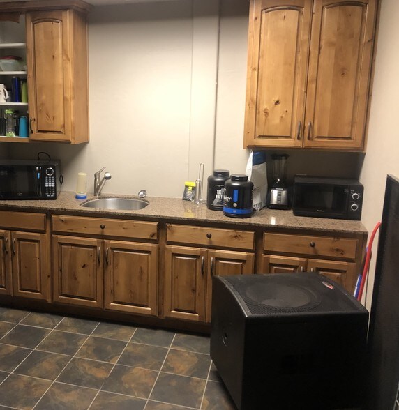 More Photos Of 14587 S 790 W, Bluffdale Light Manufacturing For Lease