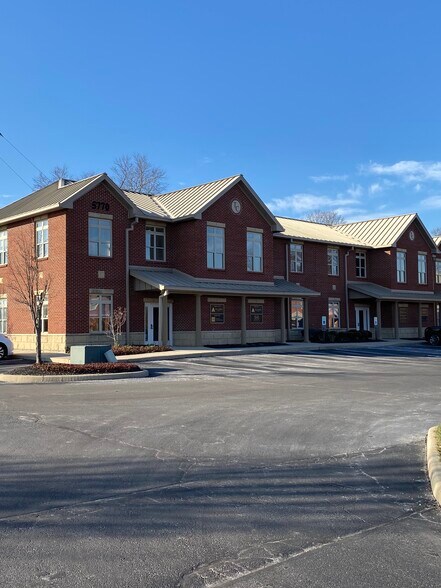 More Photos Of 5770 Gateway Blvd, Mason Medical For Lease