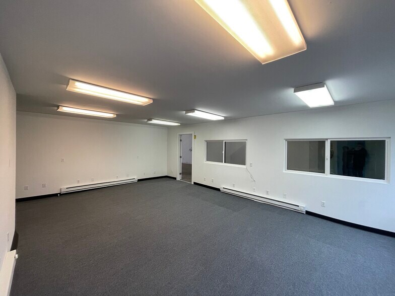 More Photos Of 2826 8th St, Berkeley Warehouse For Lease