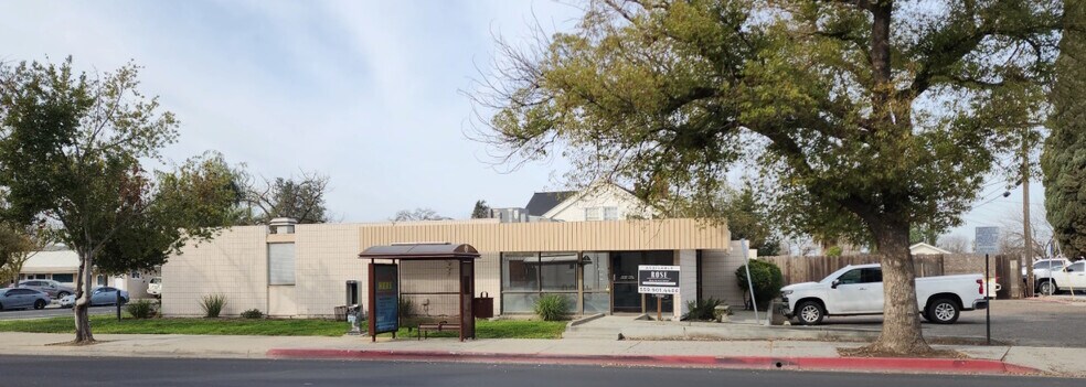 More Photos Of 1002 N Douty St, Hanford Office For Lease