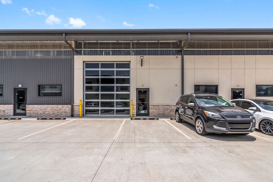 More Photos Of 1350 Rayford Park Rd, Spring Unknown For Lease