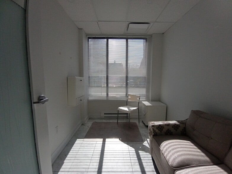 More Photos Of 69 Kempster Ave, Ottawa Office For Sale