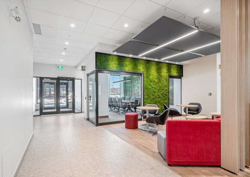 More Photos Of 1280 Rue Du Blizzard, Québec Office Residential For Lease