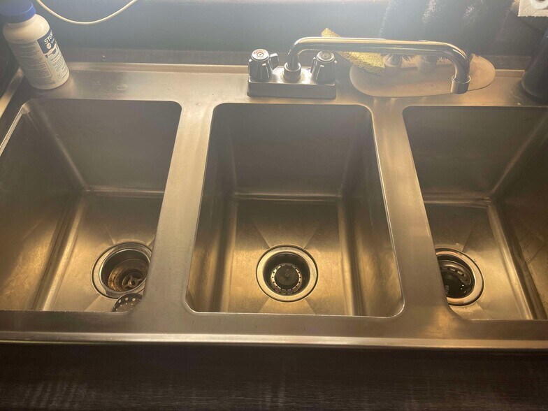 More Photos Of 16454 Appalachian Hwy, Thomas Restaurant For Sale