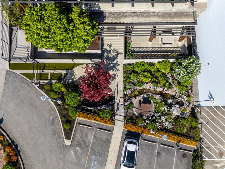 More Photos Of 9611 Highway 97, Lake Country Loft Creative Space For Sale