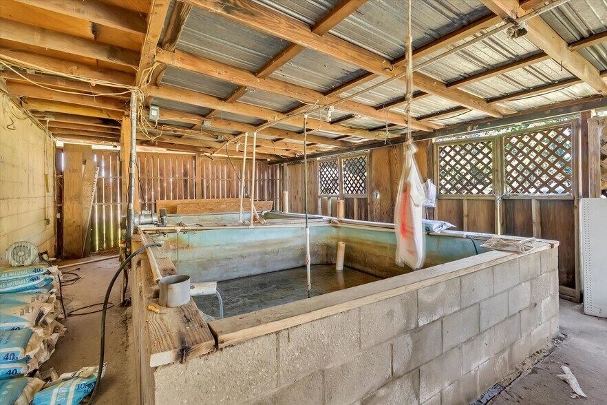 More Photos Of 9710 SC 260, Manning General Retail For Sale