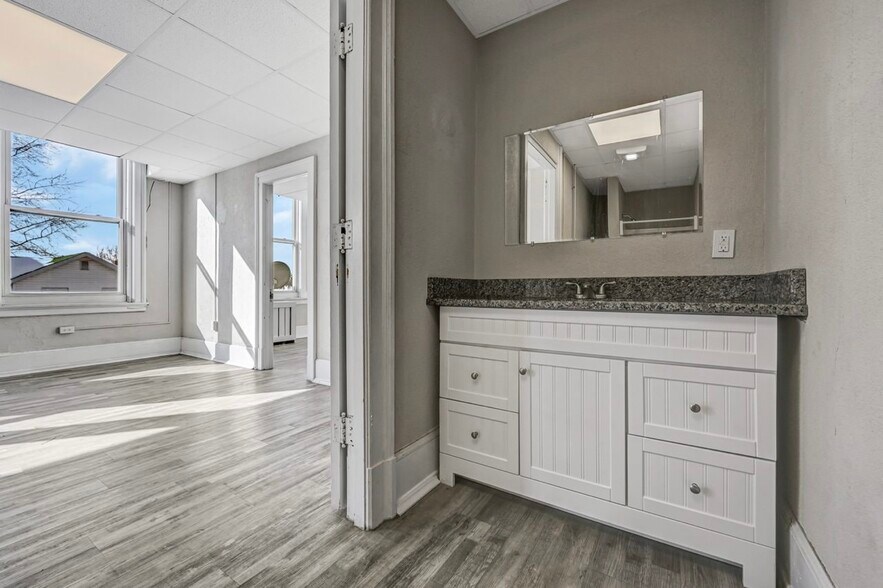 More Photos Of 310-312E Lackawanna Ave, Olyphant Apartments For Sale